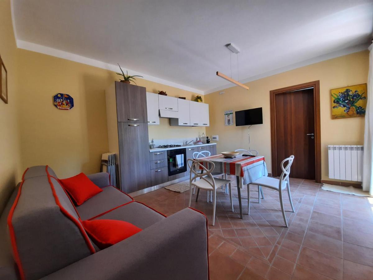 Il Borghetto Di San Giuseppe Etnarooms&Apartments Николози Екстериор снимка