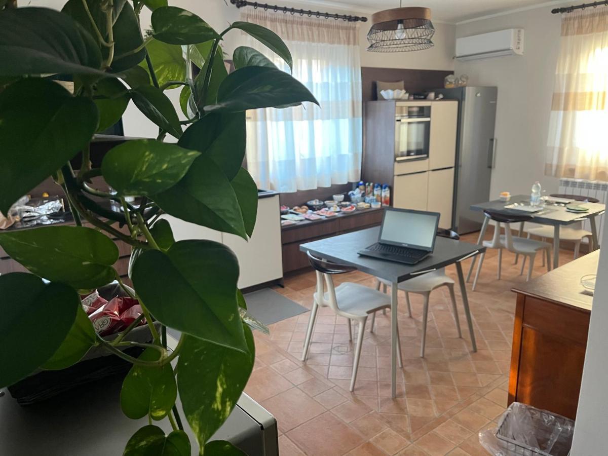 Il Borghetto Di San Giuseppe Etnarooms&Apartments Николози Екстериор снимка